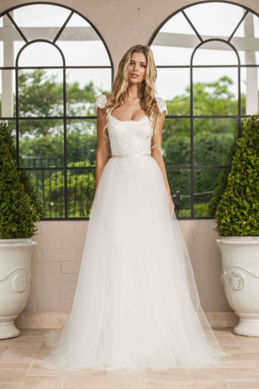 ball gown style dress Archives - Weddingomania