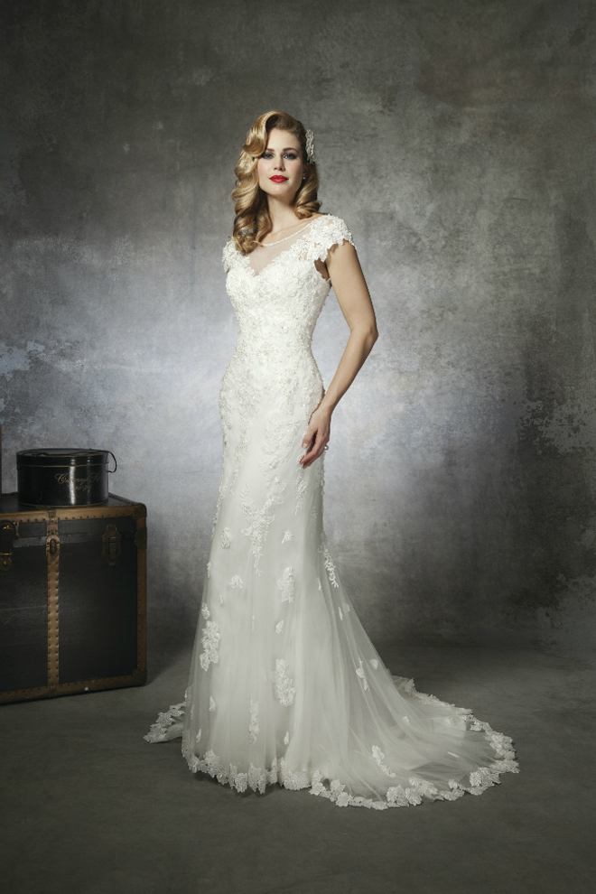 gorgeou wedding dresses inspire by 1930s and 1950s chic 19