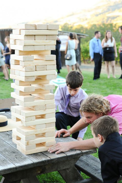 Cool Ways To Entertain Kids At Your Wedding