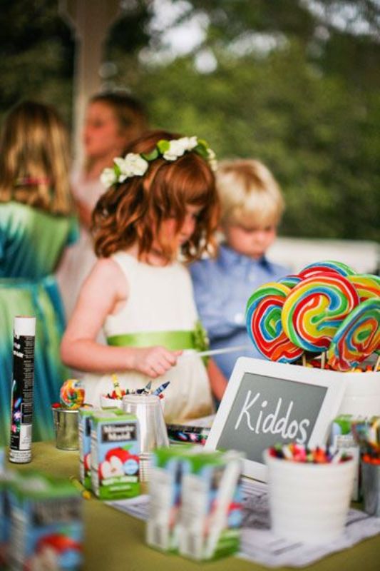 Cool ways to entertain kids at your wedding  8