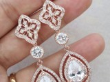elegant statement earrings given in the morning can be worn during the wedding day and will be a very memorable gift