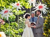 oversized white and pink blooms of paper are an eco-friendly and cool idea for a wedding if you care about ecology