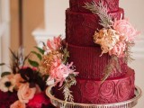 15-stunning-marsala-wedding-cake-ideas-1