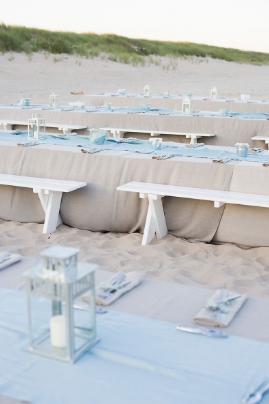 Powder blue table runners are perfect for a coastal or beach wedding, they will add a soft touch of color