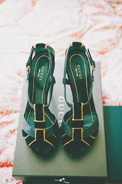 emerald and gold Gucci wedding  shoes for a trendy and elegant bride