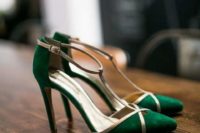 emerald green and metallic weddding shoes are a hot idea to try for a wedding