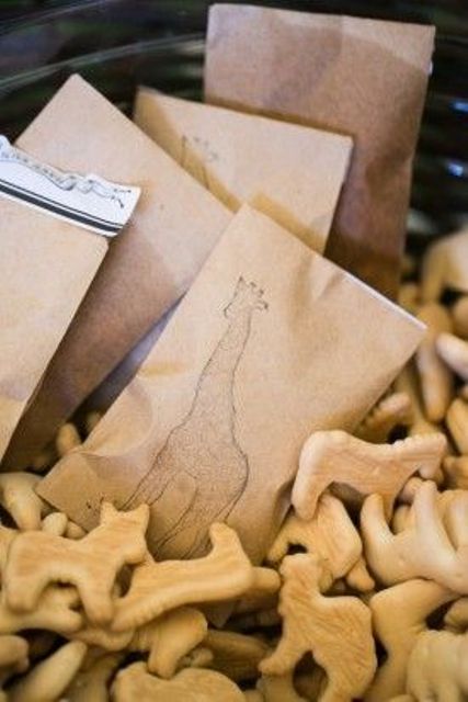 animal-shaped cookies will be nice wedding favors for a safari themed wedding