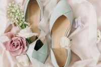 vintage-inspired mint wedding shoes with low heels are perfect for a vintage bride