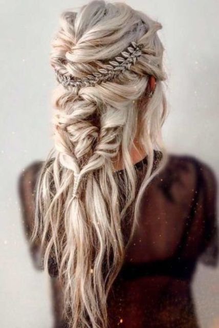 a chic messy hairstyle
