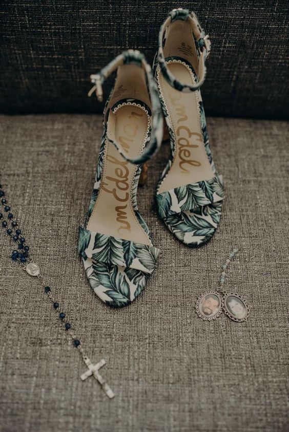 tropical leaf print wedding shoes with ankle straps are ideal for a tropical or just summer wedding