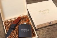 a groomsmen gift box with a flask and a knife is a very cool idea for a your friends, and it’s already prepared