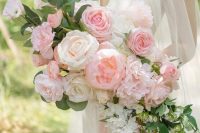 a lovely summer wedding bouquet