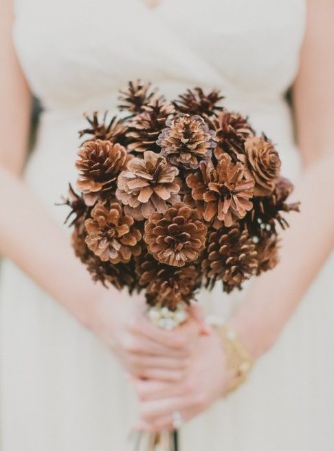a pinecone wedding bouquet is a lovely eco-friendly solution for a winter or Christmas bride and you can eaisly make it yourself