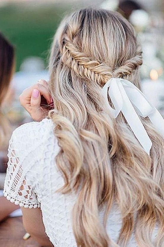 How To Wear A Hair Bow | Poor Little It Girl - Lifestyle Blog