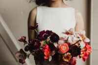 a catchy plum, orange, blush and pink wedding bouquet will be a gorgeous solution for a fall bride