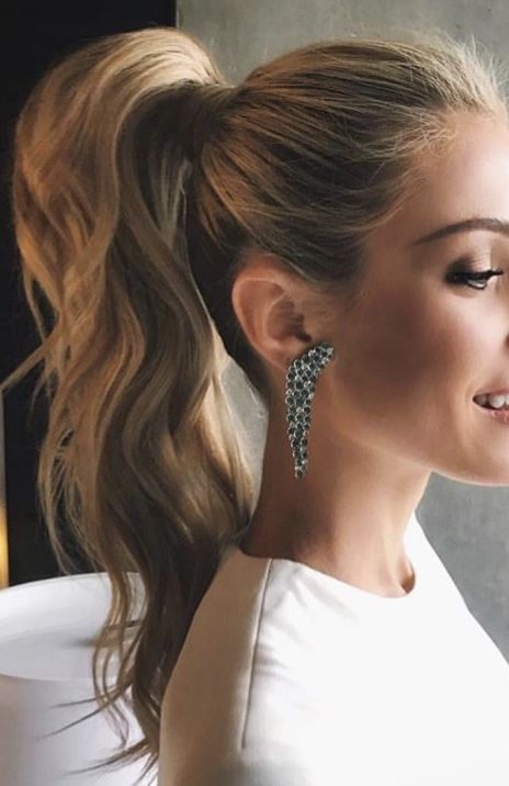 How to create the perfect Messy Pony Tail – Good Good Gorgeous