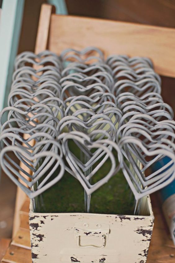 heart shaped sparklers are great for a wedding exit, they can be given as wedding favors easily