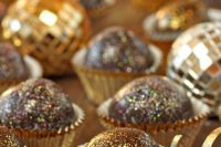 disco truffles are amazing and fun for a NYE wedding and they will bring much glam to the dessert table
