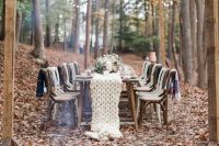 knit wedding table decor