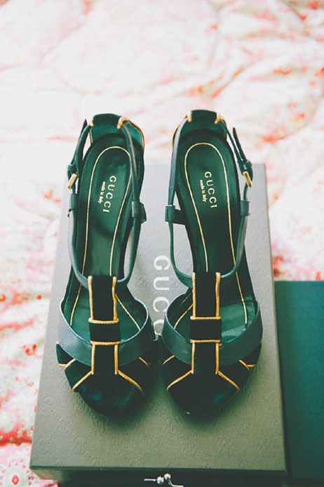 emerald and gold Gucci wedding shoes for a trendy and elegant bridal look