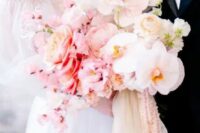 a lovely ombre wedding bouquet