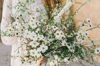 23 a gorgeous white dogwood wedding bouquet will help you embrace the season with its look