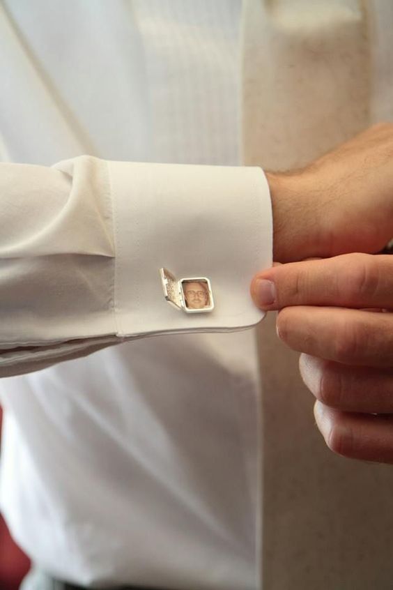 a cufflink with a photo inside is a lovely idea to remember a lost and loved person