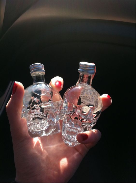 vodka in skull bottles are great drinkable wedding favors for a Gothic or Halloween wedding