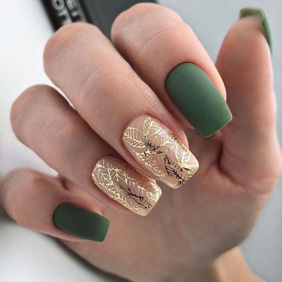 a beautiful and refined fall wedding manicure with matte green nails and shiny gold botanical ones are fantastic