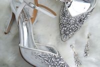 sophisticated grey wedding shoes with heavy embellishments look very refined, chic and glam