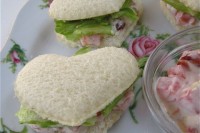 heart-shaped sandwiches with vegetarian salad inside are lovely vegetarian appetizers to enjoy