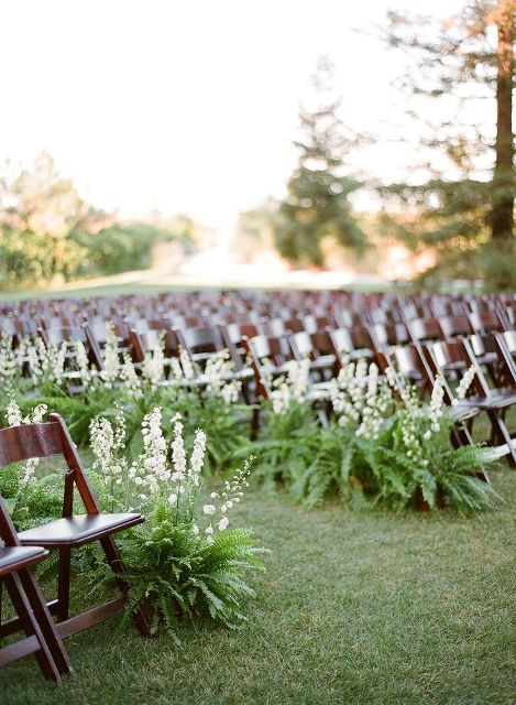 Elegant Ways To Incorporate Ferns Into Your Wedding