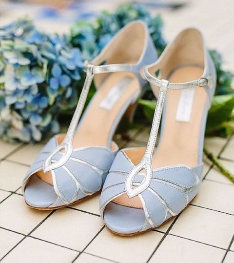 a pair of vintage serenity blue and silver shoes will make your wedding look fantastic, chic and elegant
