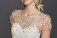 a crystal and silver chain body jewelry is a great accent to any strapless dress, it will make your look more special