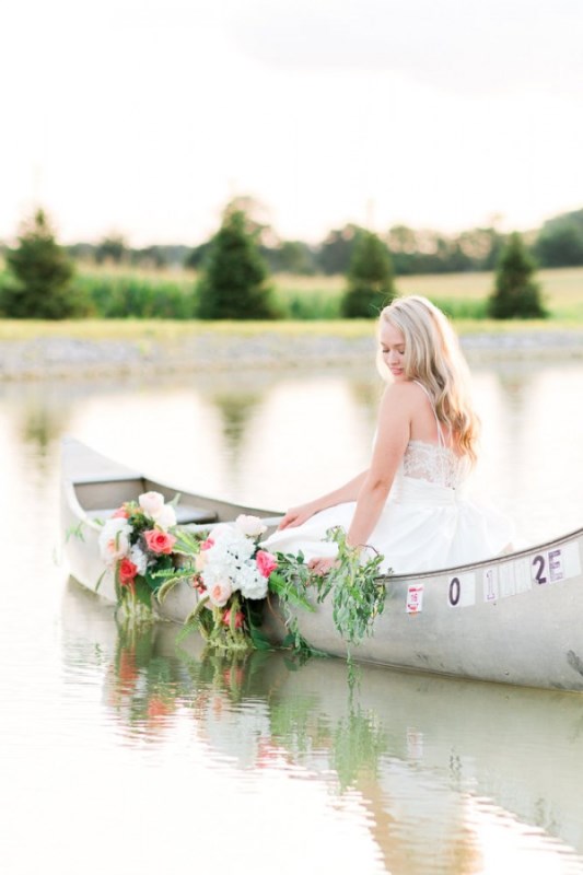 Picture Of charming preppy nautical summer wedding shoot  19