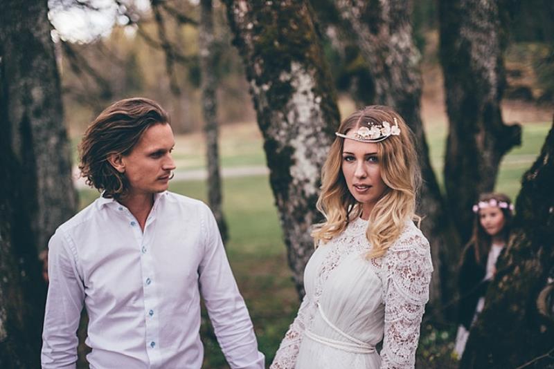 Luxurious vintage and scandinavian bohemian wedding shoot  14