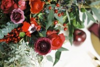 red-green-and-gold-fairytale-christmas-wedding-inspiration-16