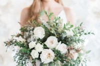 monochrome-white-bridal-look-inspiration-14