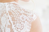monochrome-white-bridal-look-inspiration-7