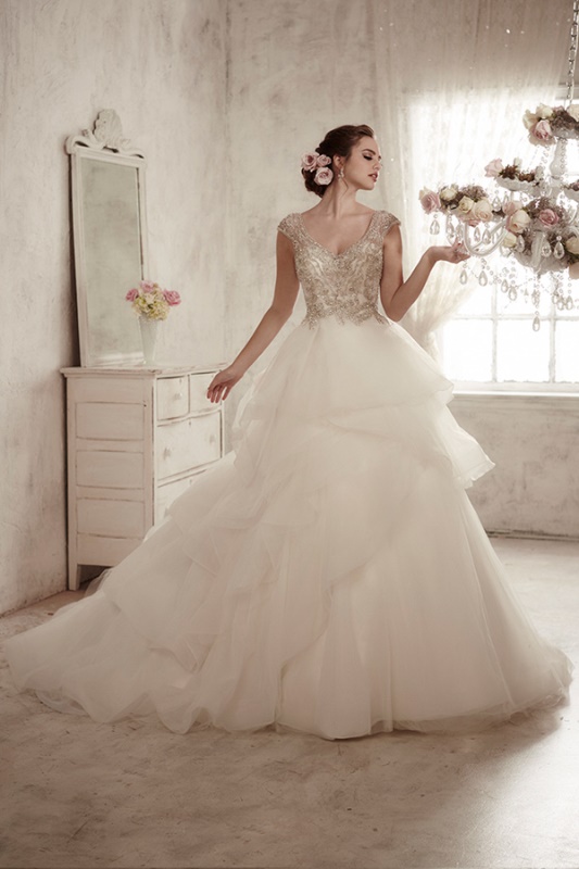 Picture Of strikingly gorgeous spring 2016 bridal dresses collection from house of wu  1