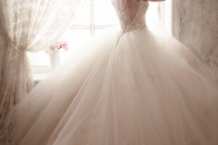 strikingly-gorgeous-spring-2016-bridal-dresses-collection-from-house-of-wu-3