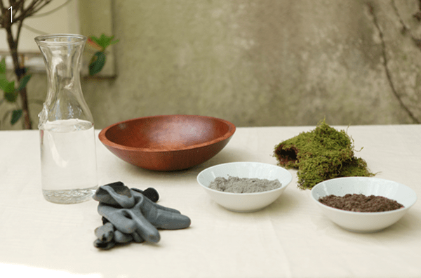 Natural DIY Wedding Centerpiece Moss Pots