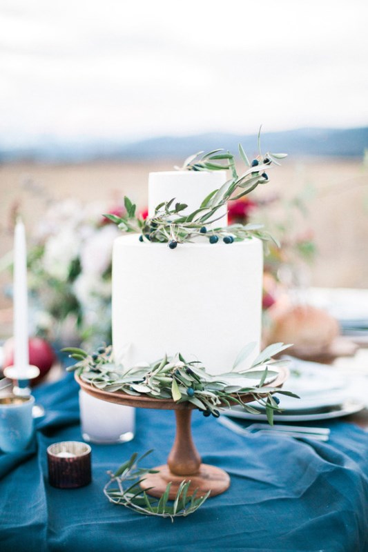 Relaxed And Intimate Indigo Outdoor Wedding Inspiration