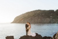 romantic-mermaid-wedding-editorial-at-the-moonlit-coast-12