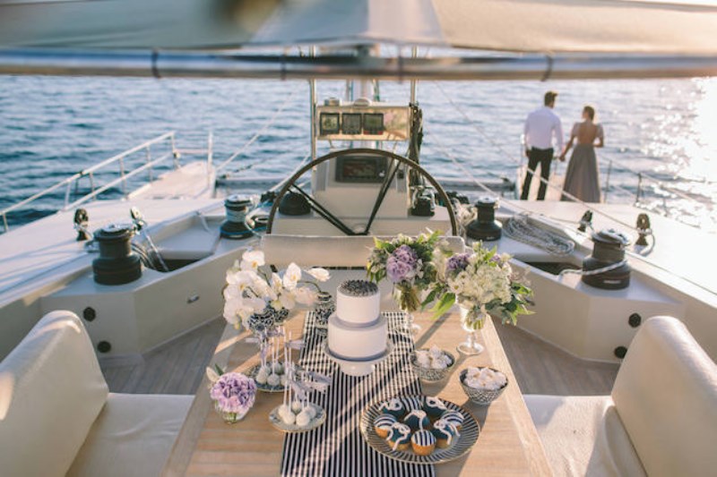 Romantic nautical themed anniversary session on a yacht  19