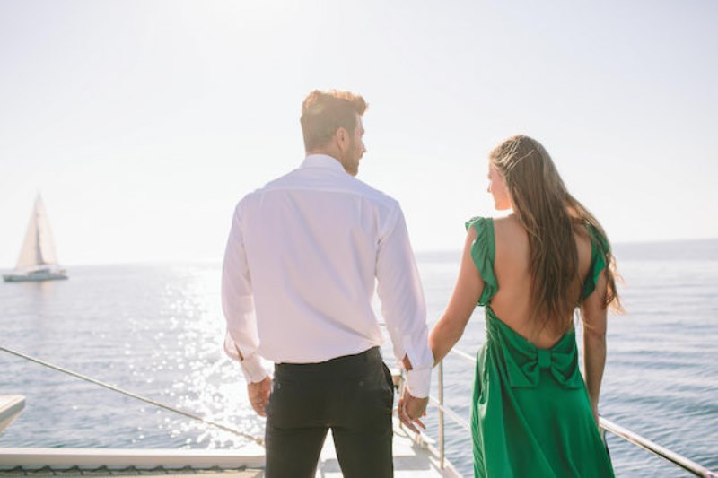 Romantic nautical themed anniversary session on a yacht  7