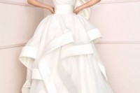 the-hottest-2016-wedding-trend-16-flirty-tiered-gowns-for-a-bride-5