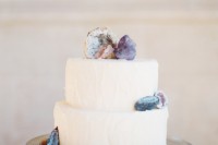 13-glam-and-modern-wedding-cakes-decorated-with-rocks-and-gems-12