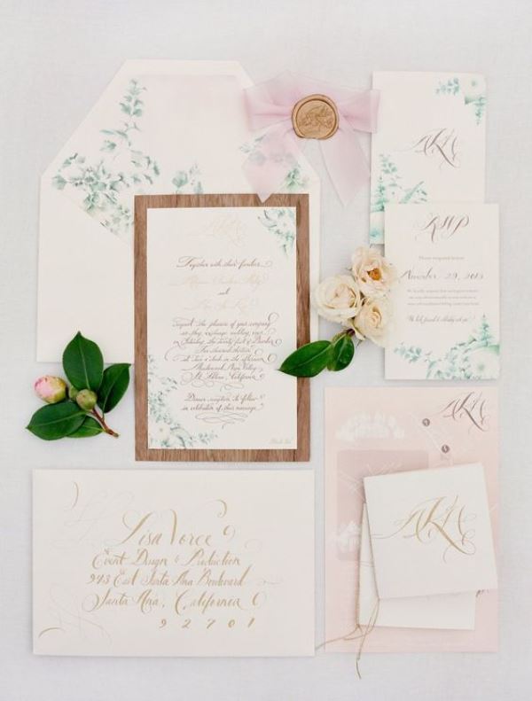 a botanical wedding invitation suite with botanical invites and linine, neutral and pink envelopes is a cool idea for spring