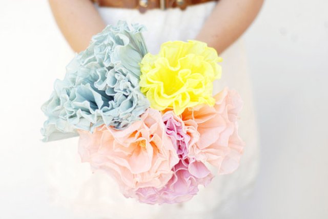 DIY Crepe Paper Flower Bouquet For Your Wedding Decor